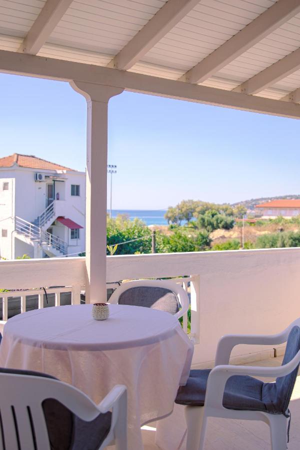 Memi Houses Koróni Εξωτερικό φωτογραφία